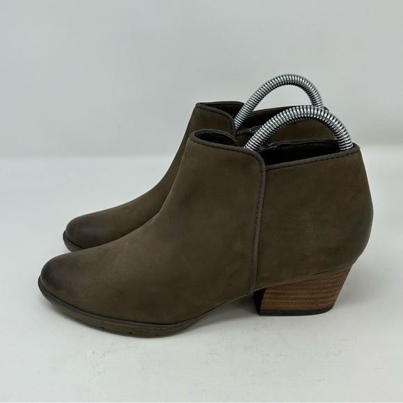 Blondo Brown Olive Green Waterproof Leather Heeled Ankle Boots Size 7.5 - Picture 5 of 13